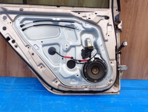 HYUNDAI SONATA V 05-09 DRZWI TYLNE LEWE B7 11/11 MINIATURA