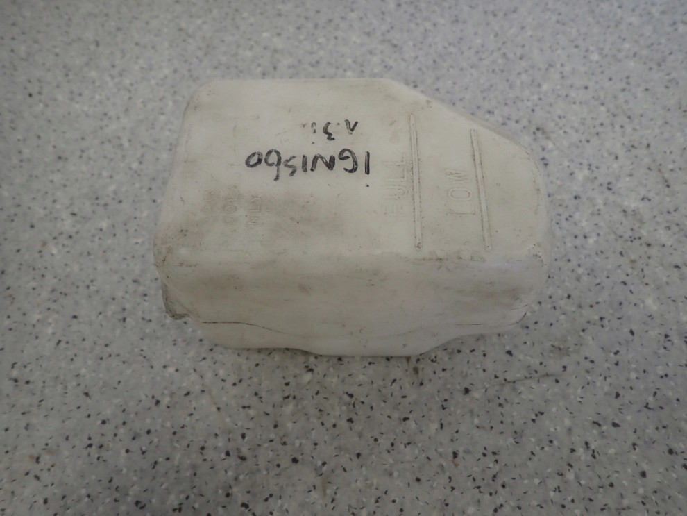 SUZUKI IGNIS 00-03 ZBIORNICZEK WYRÓWNAWCZY PŁYNU 2/5