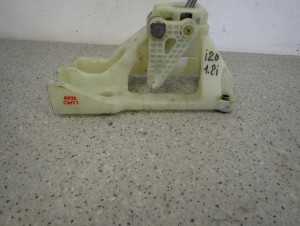 HYUNDAI i20 1.2i 08-12 LEWAREK ZMIANY BIEGÓW 4/6 MINIATURA