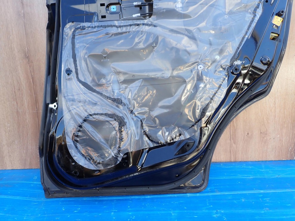 SUZUKI ALTO NISSAN PIXO 09- DRZWI TYLNE PRAWE ZAM 8/8