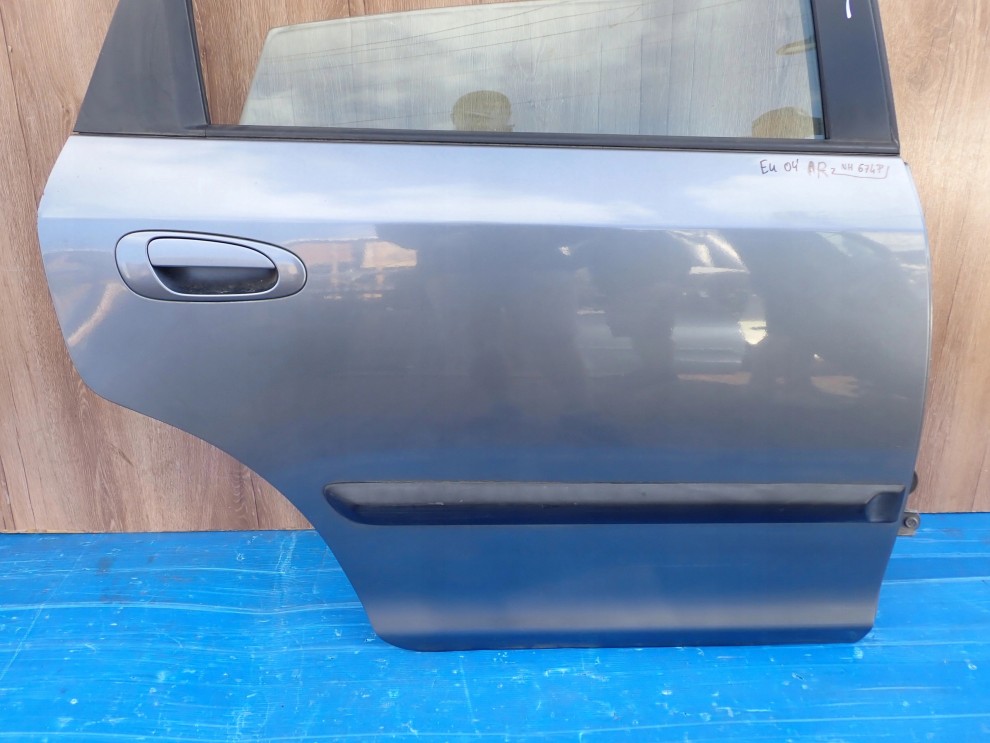 HONDA CIVIC 7 GEN 5d 01-05 DRZWI TYLNE PRAWE NH674P 3/12