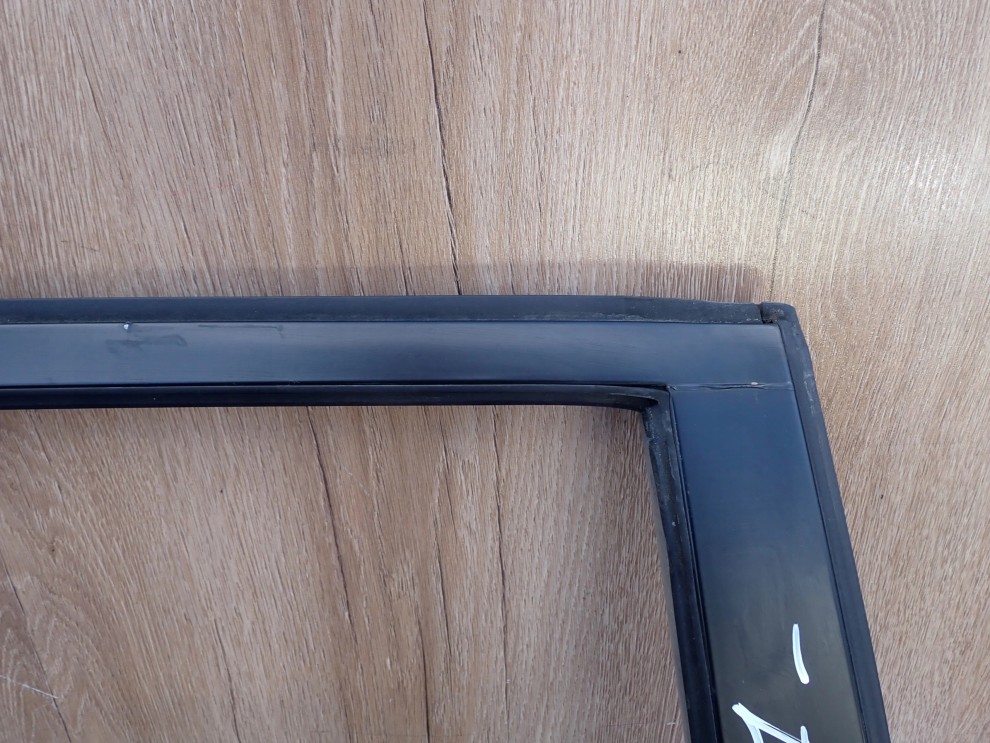 HONDA CIVIC 7 GEN 5d 01-05 DRZWI TYLNE PRAWE NH674P 6/12