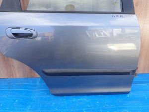 HONDA CIVIC 7 GEN 5d 01-05 DRZWI TYLNE PRAWE NH674P 9/12 MINIATURA