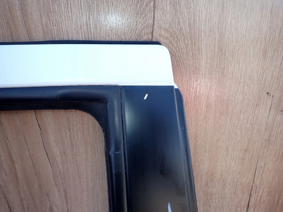 SUZUKI SPLASH 08-14 DRZWI TYLNE PRAWE 26U 5/7