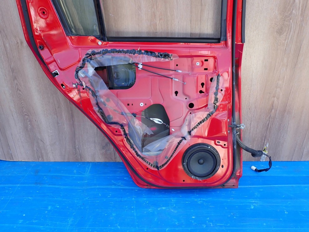 SUZUKI SWIFT 5d MK6 04-09 DRZWI TYLNE LEWE ZCK 10/11