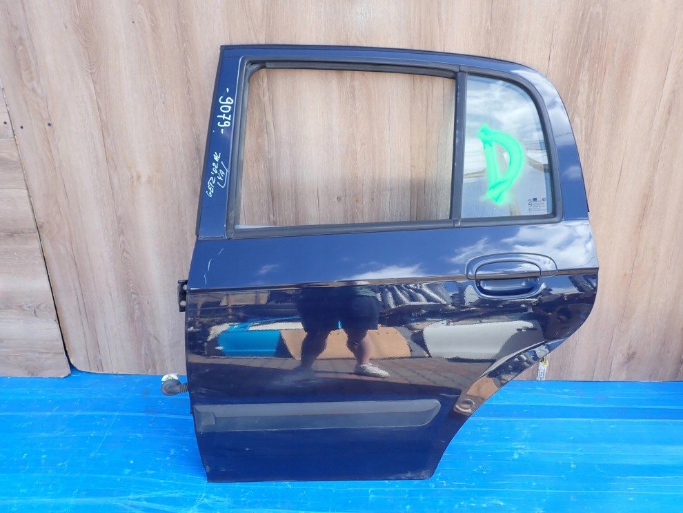 HYUNDAI GETZ 02-10 5d DRZWI TYLNE LEWE YA 1/11