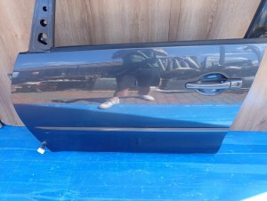 MITSUBISHI GRANDIS 04-11 DRZWI PRZEDNIE LEWE A72 2/8 MINIATURA