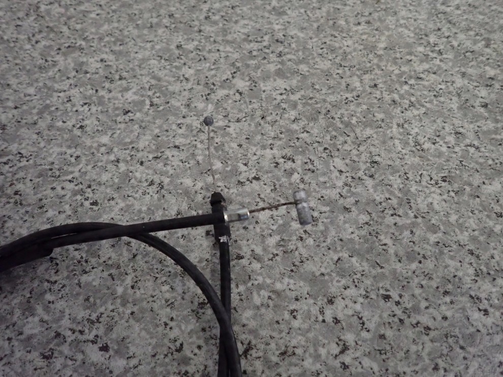 KIA PICANTO 04- LINKA OTWIERANIA MASKI 4/5