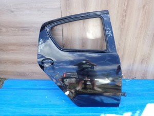 TOYOTA AYGO 05-12 5d DRZWI TYLNE PRAWE 211