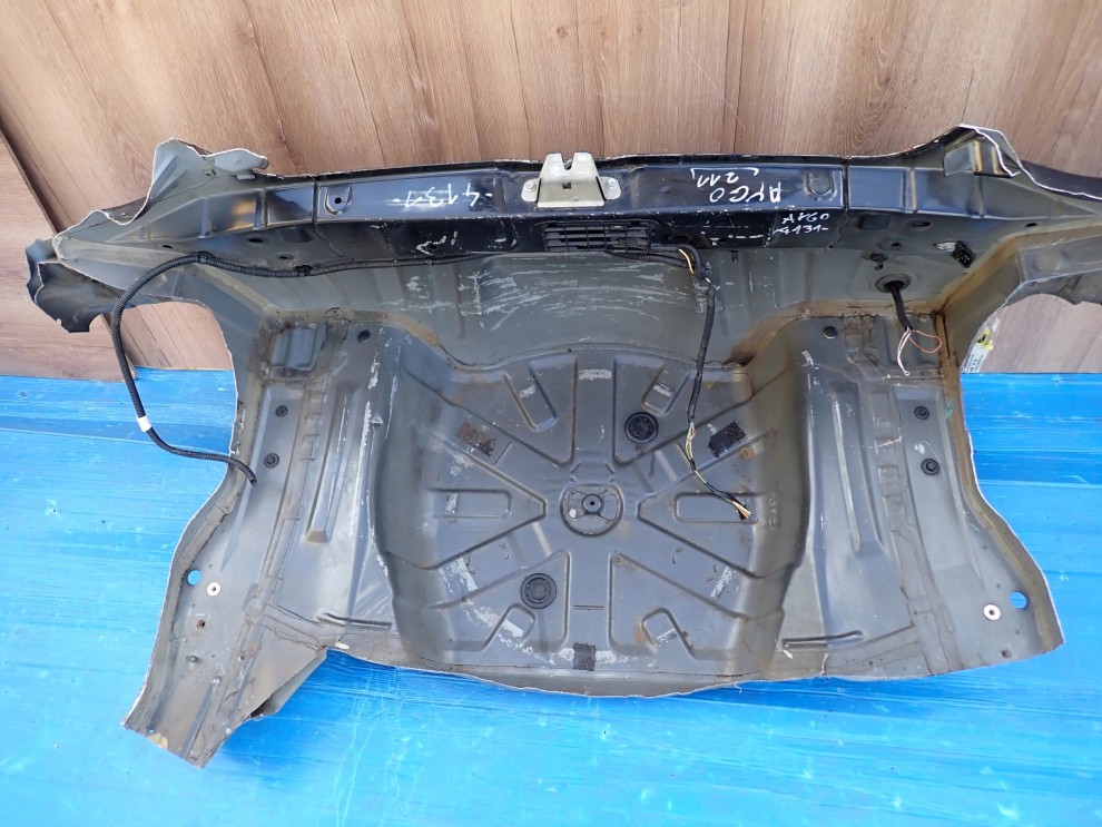 TOYOTA AYGO 06-12 PAS TYLNY 211 3/8