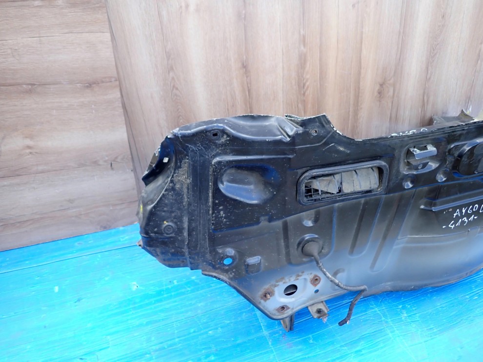 TOYOTA AYGO 06-12 PAS TYLNY 211 8/8