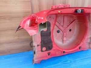 KIA RIO III HB 11-14 PAS TYLNY Z WANNĄ BEG 3/10 MINIATURA