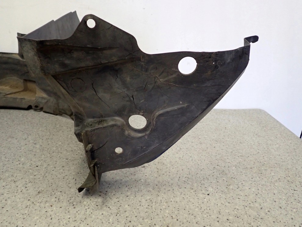 TOYOTA AURIS I 07-12 NADKOLE PRZEDNIE LEWE 4/12