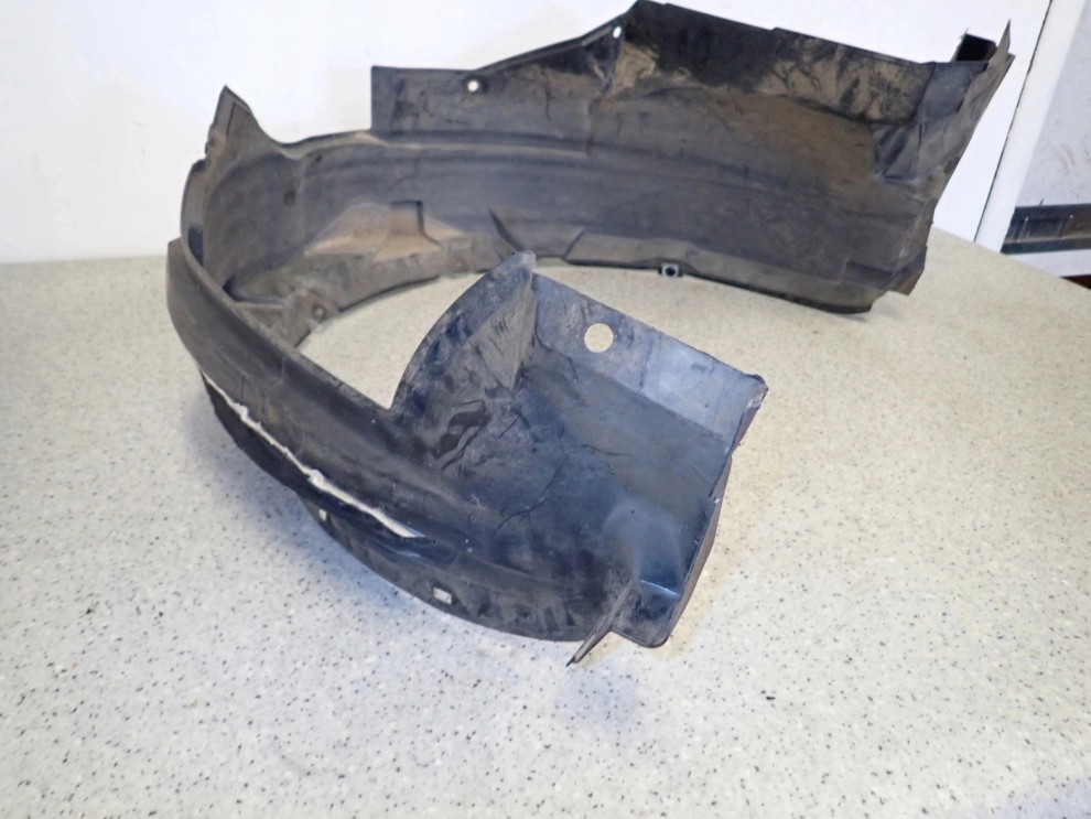 TOYOTA AURIS I 07-12 NADKOLE PRZEDNIE LEWE 9/12