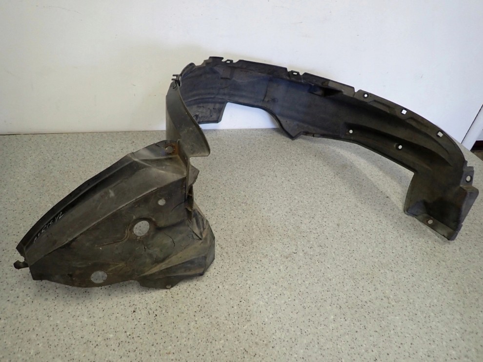 TOYOTA AURIS I 07-12 NADKOLE PRZEDNIE LEWE 12/12