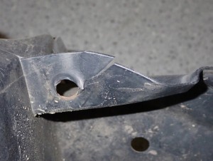 TOYOTA AURIS I 07-12 NADKOLE PRZEDNIE LEWE 5/12 MINIATURA