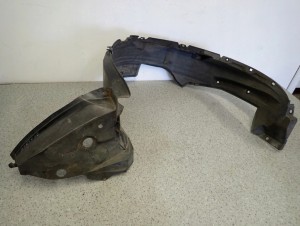 TOYOTA AURIS I 07-12 NADKOLE PRZEDNIE LEWE 12/12 MINIATURA