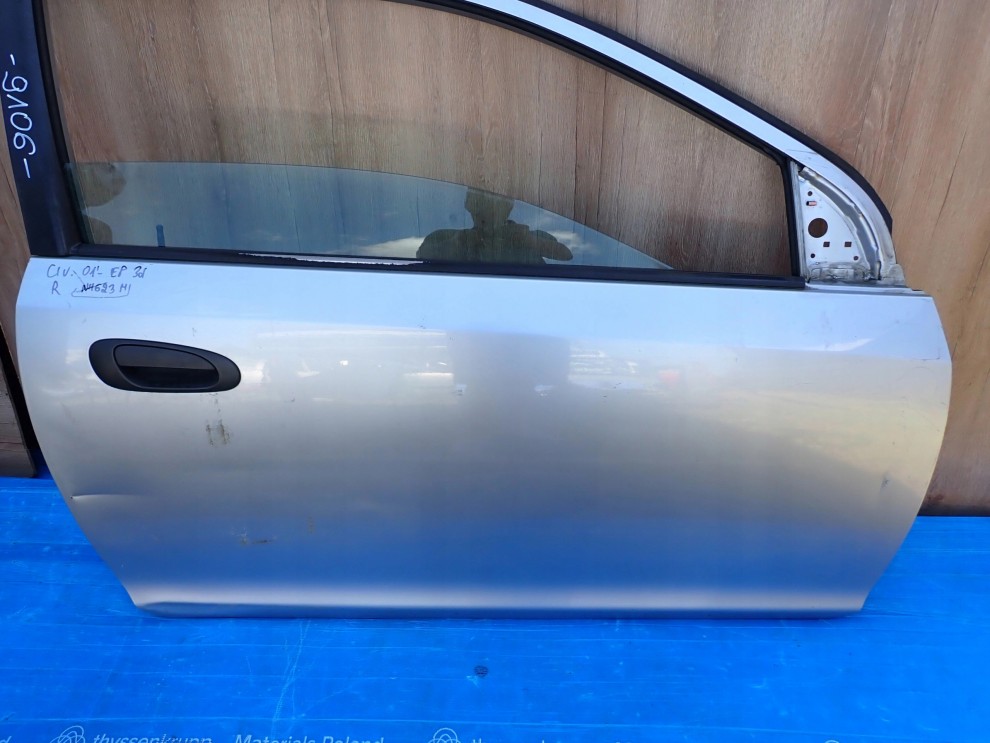 HONDA CIVIC 3d EP VII GEN 01-05 DRZWI PRAWE NH623M 2/12
