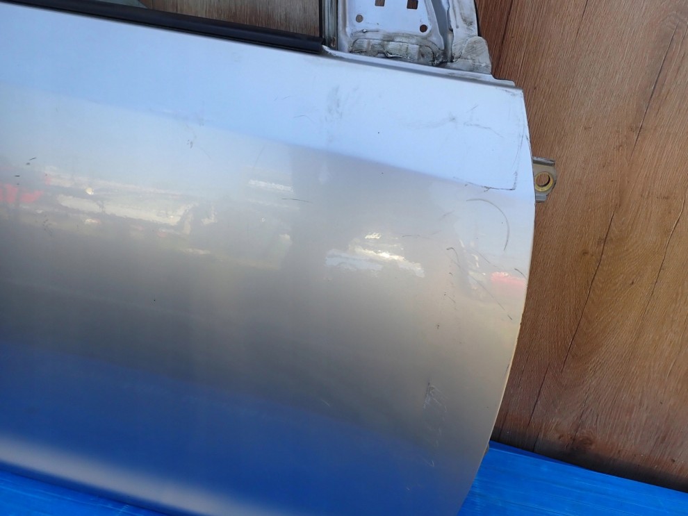 HONDA CIVIC 3d EP VII GEN 01-05 DRZWI PRAWE NH623M 9/12