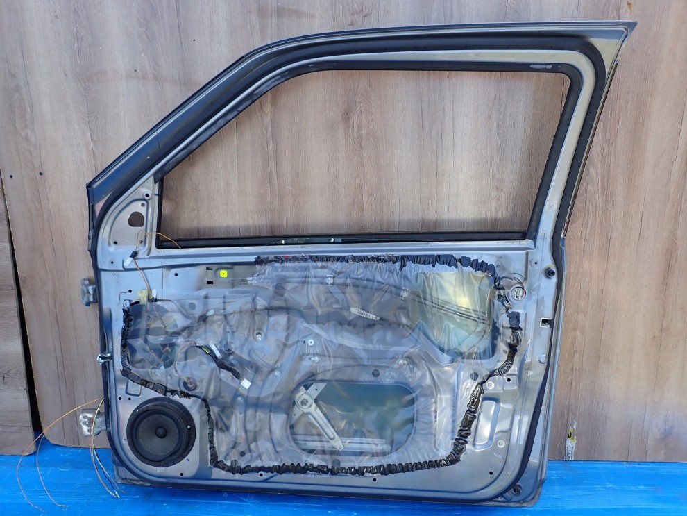 SUZUKI SWIFT MK6 3d 04-09 DRZWI PRAWE ZCD 9/9