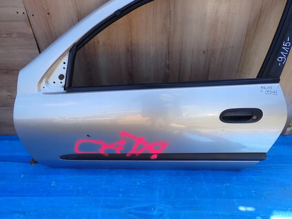 NISSAN ALMERA N16 00-06 3D DRZWI LEWE KY0 2/9