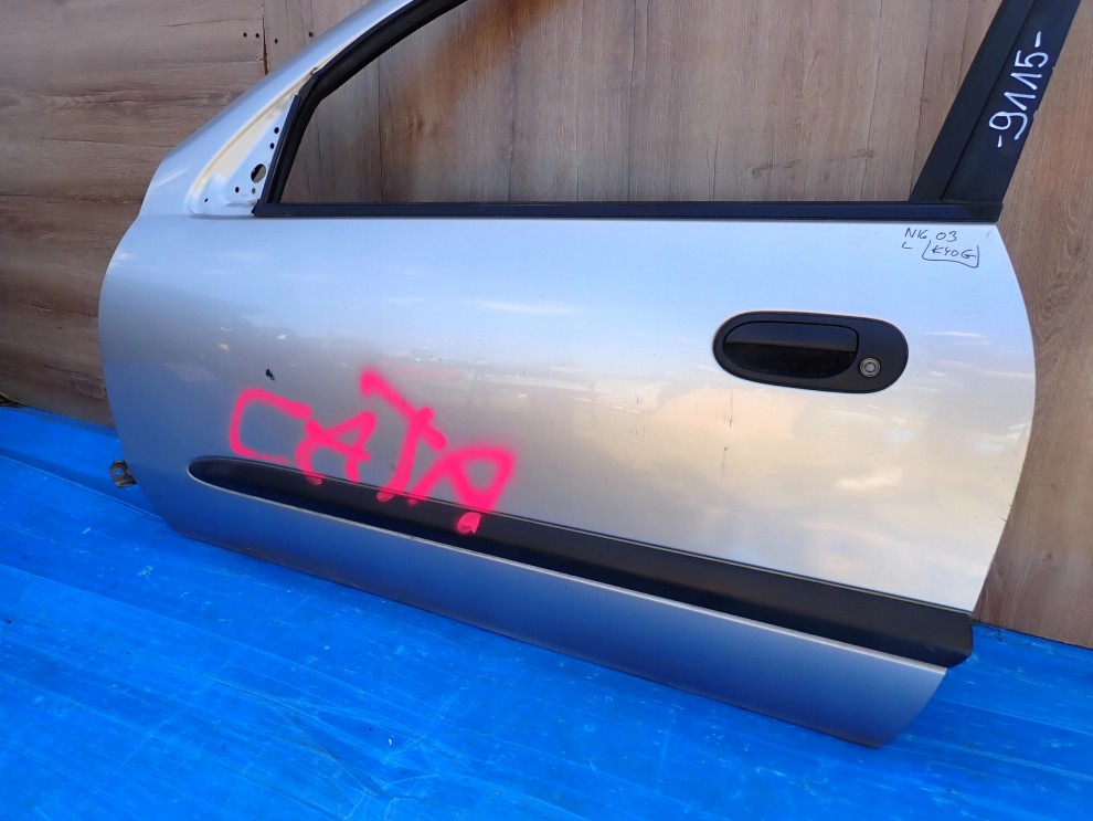 NISSAN ALMERA N16 00-06 3D DRZWI LEWE KY0 3/9