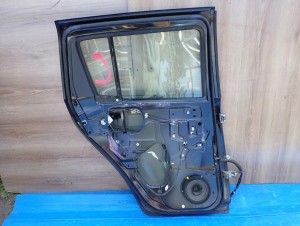 SUZUKI SWIFT 5d MK6 04-09 DRZWI TYLNE LEWE ZJ3 8/9 MINIATURA