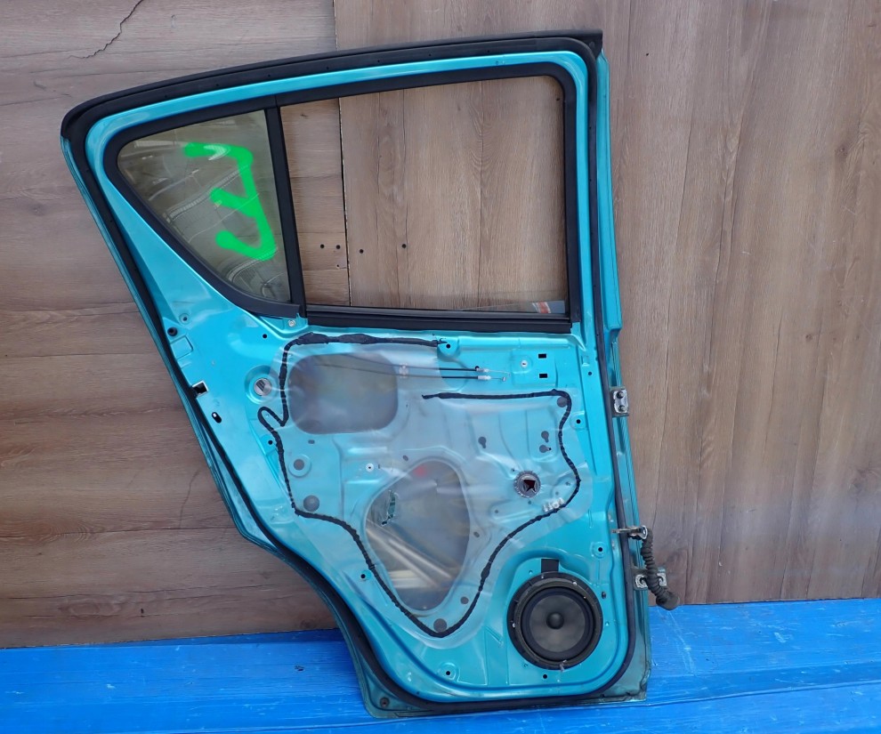 SUZUKI SPLASH 08-14 DRZWI TYLNE LEWE ZKC 8/9