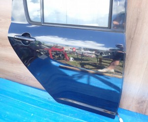 SUZUKI SWIFT 5d MK6 04-09 DRZWI TYLNE PRAWE ZJ3 4/7 MINIATURA