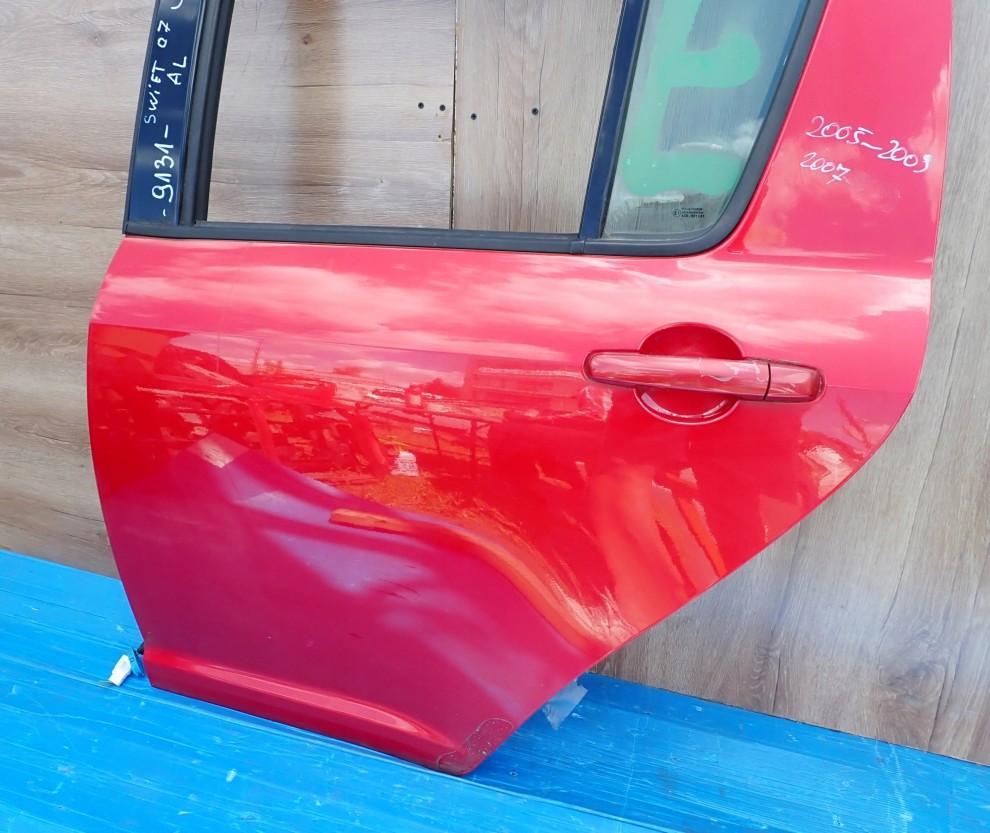 SUZUKI SWIFT 5d MK6 04-09 DRZWI TYLNE LEWE ZCK 3/10
