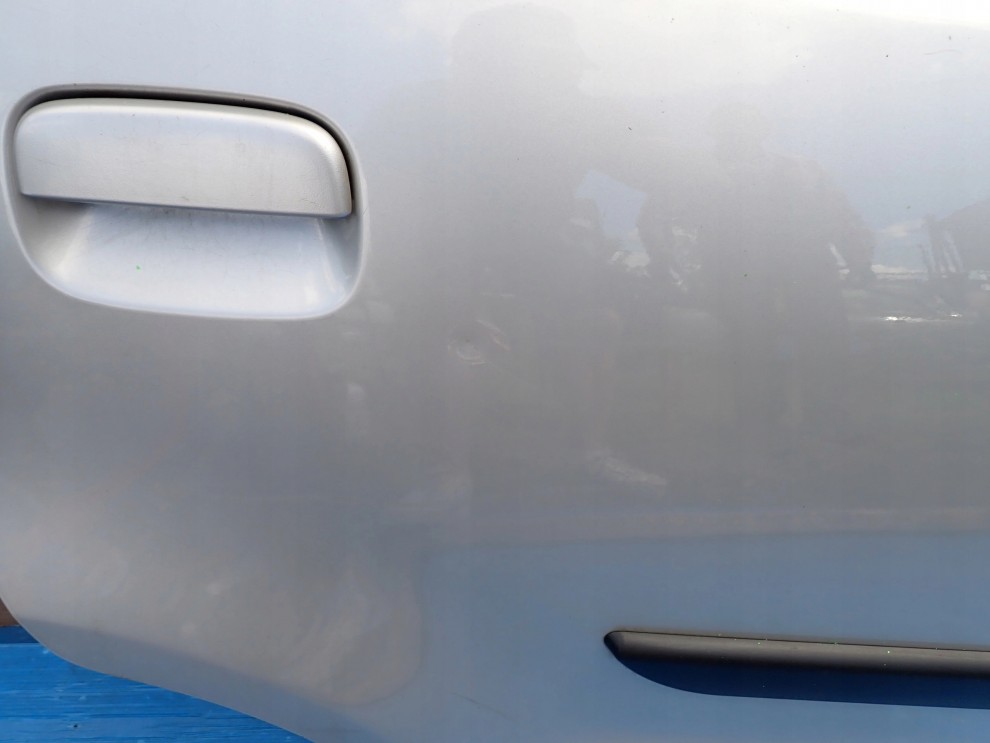 SUZUKI ALTO NISSAN PIXO 09- DRZWI TYLNE PRAWE Z2S 6/9