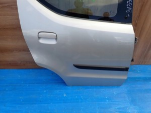 SUZUKI ALTO NISSAN PIXO 09- DRZWI TYLNE PRAWE Z2S 2/9 MINIATURA