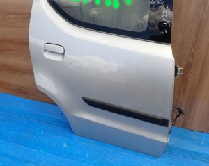 SUZUKI ALTO NISSAN PIXO 09- DRZWI TYLNE PRAWE Z2S 3/9 MINIATURA