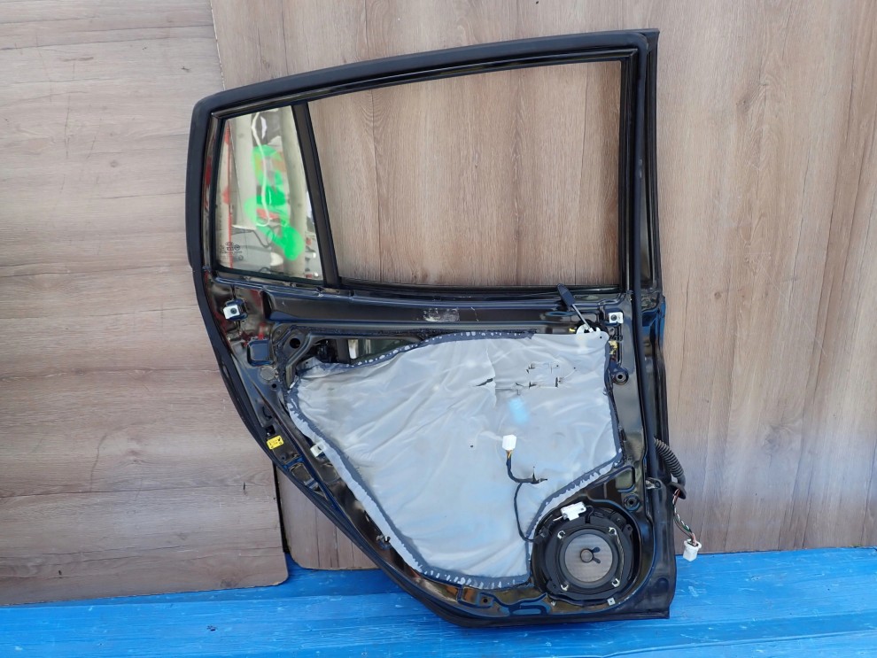 KIA PICANTO 05-10 DRZWI TYLNE LEWE Z1 10/11