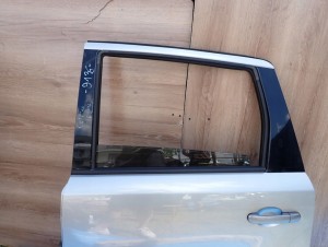 NISSAN NOTE E11 06-12 DRZWI TYLNE LEWE KY0 7/9 MINIATURA