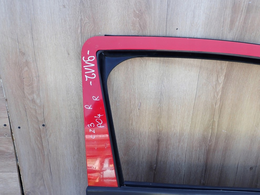 MITSUBISHI COLT 3d 04-08 DRZWI PRAWE P04 8/10