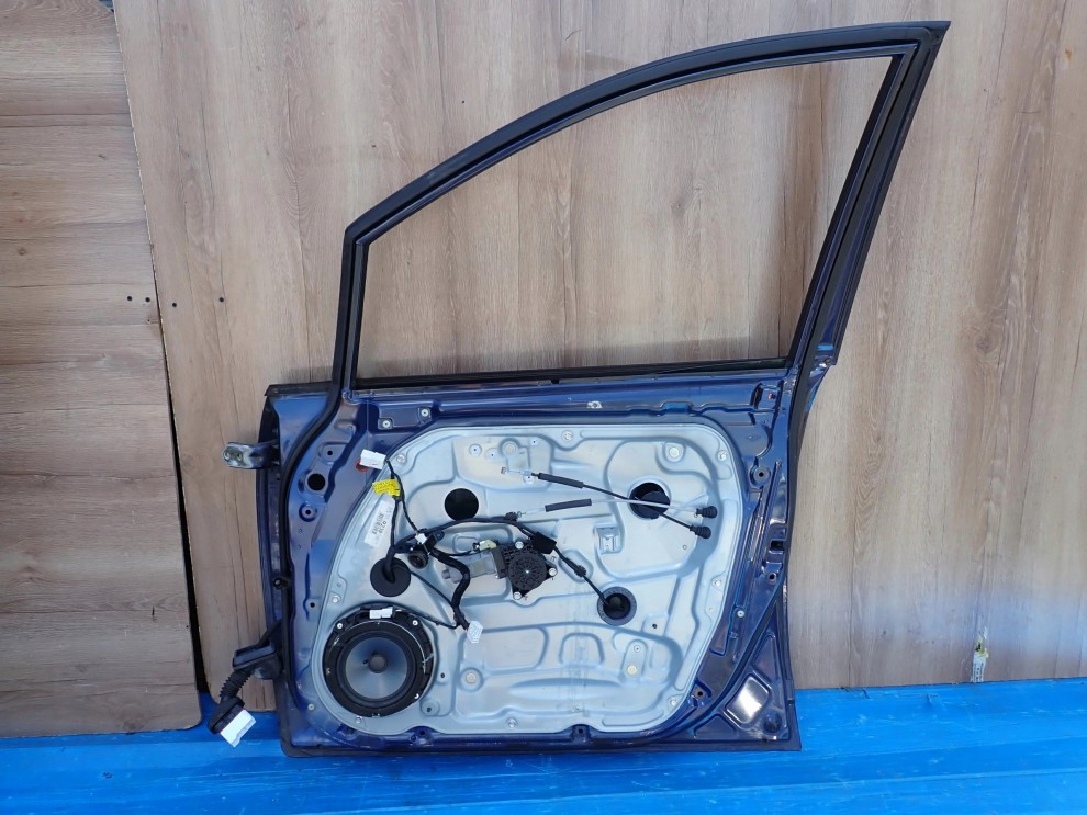 KIA CARENS III 06-11 DRZWI PRZEDNIE PRAWE K5 6/7