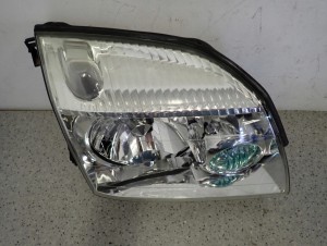 NISSAN XTRAIL T30 LAMPA PRZEDNIA PRAWA REFLEKTOR EUROPA 6/9 MINIATURA