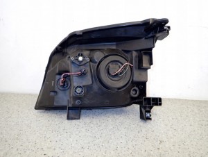 NISSAN XTRAIL T30 LAMPA PRZEDNIA PRAWA REFLEKTOR EUROPA 7/9 MINIATURA