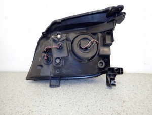 NISSAN XTRAIL T30 LAMPA PRZEDNIA PRAWA REFLEKTOR EUROPA 8/9 MINIATURA