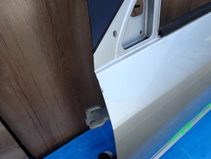 SUZUKI SWIFT MK6 3d 04-09 DRZWI LEWE ZCC 7/10 MINIATURA