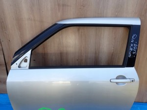 SUZUKI SWIFT MK6 3d 04-09 DRZWI LEWE ZCC 8/10 MINIATURA