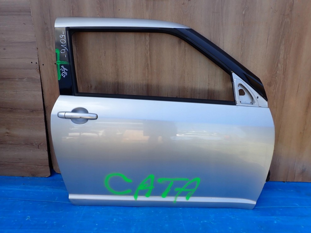 SUZUKI SWIFT MK6 3d 04-09 DRZWI PRAWE ZCC 1/11