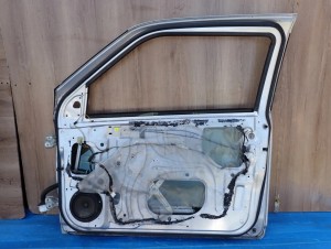 SUZUKI SWIFT MK6 3d 04-09 DRZWI PRAWE ZCC 10/11 MINIATURA