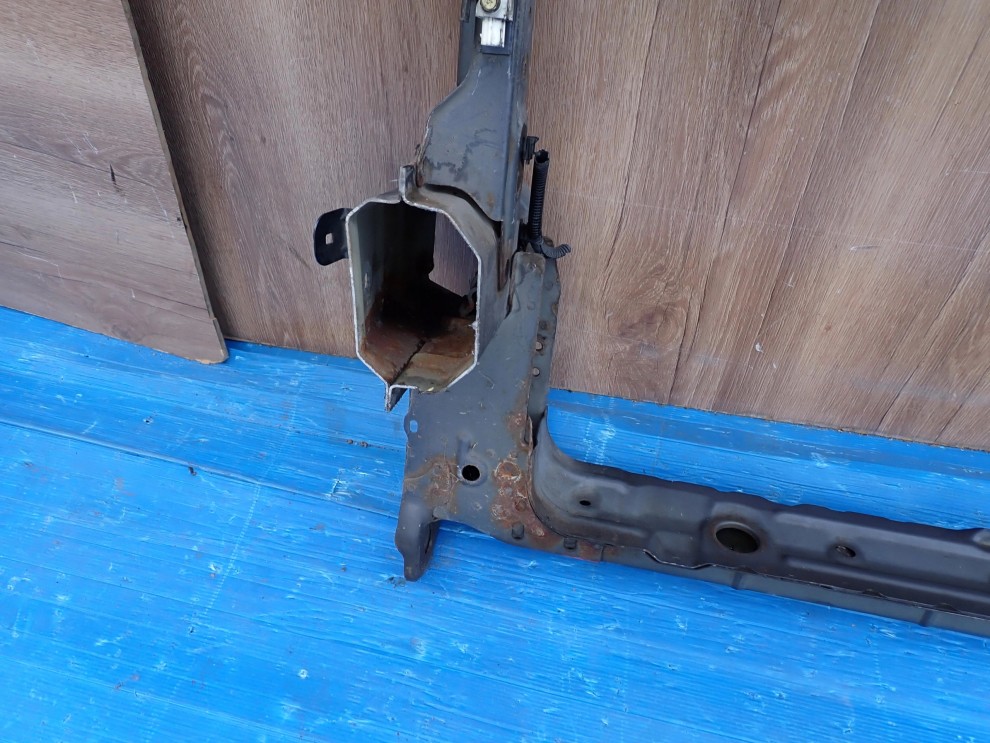 MITSUBISHI GRANDIS 04-11 PAS PRZEDNI WZMOCNIENIE 12/12