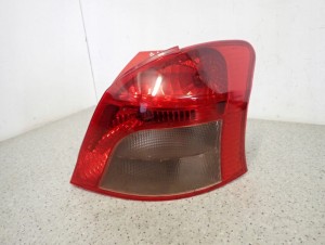 TOYOTA YARIS II 06-09 LAMPA TYLNA PRAWA TYŁ EUROPA