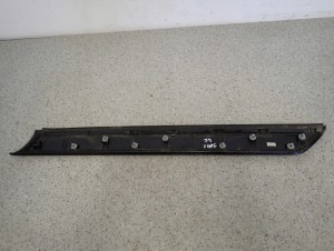 KIA SOUL 09-11 LISTWA SZYBY DRZWI PRZEDNIA LEWA 6/8 MINIATURA