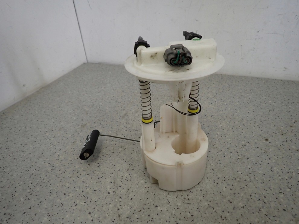 NISSAN NOTE E11 06-11 1.5 DCI CZUJNIK POZIOMU PALIWA 1/5