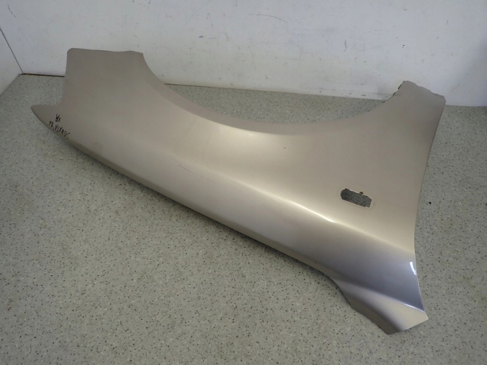 HYUNDAI SONATA V 05-09 BŁOTNIK PRZEDNI PRAWY B7 8/13