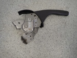 TOYOTA AVENSIS T25 03-07 DŹWIGNIA HAMULCA RĘCZNEGO 3/6 MINIATURA